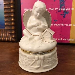 Little Angel Figurine Bath Salts Soaps Powders Scents Ceramic Jar